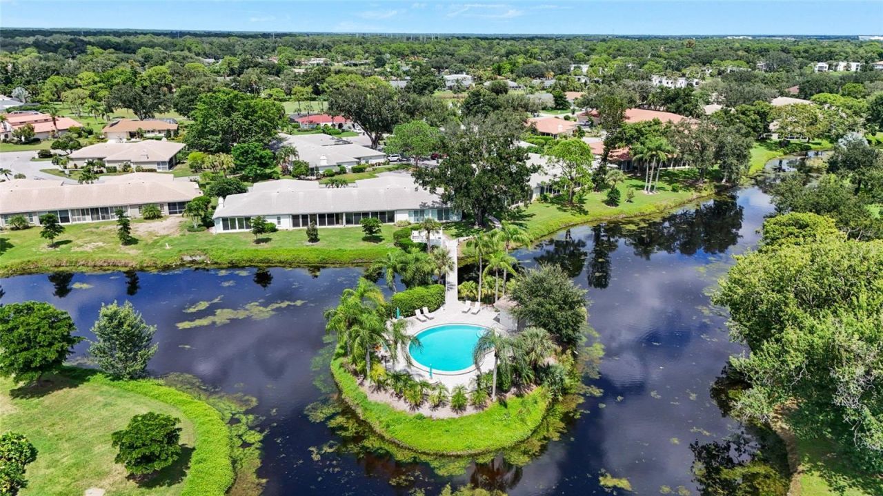 3032 Ringwood Meadow , Unit 17, Sarasota, FL 34235 Photo