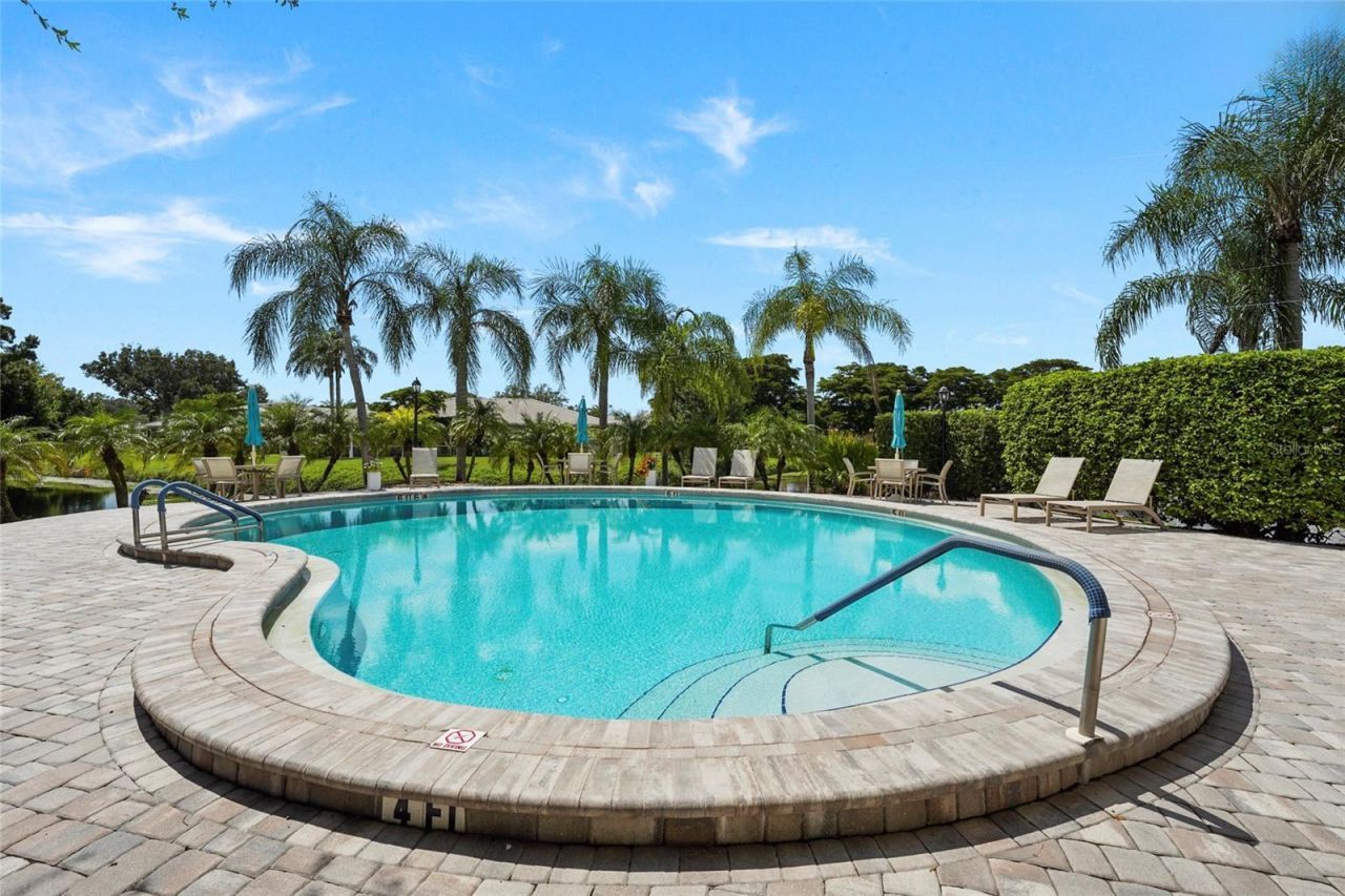 3032 Ringwood Meadow , Unit 17, Sarasota, FL 34235 Photo