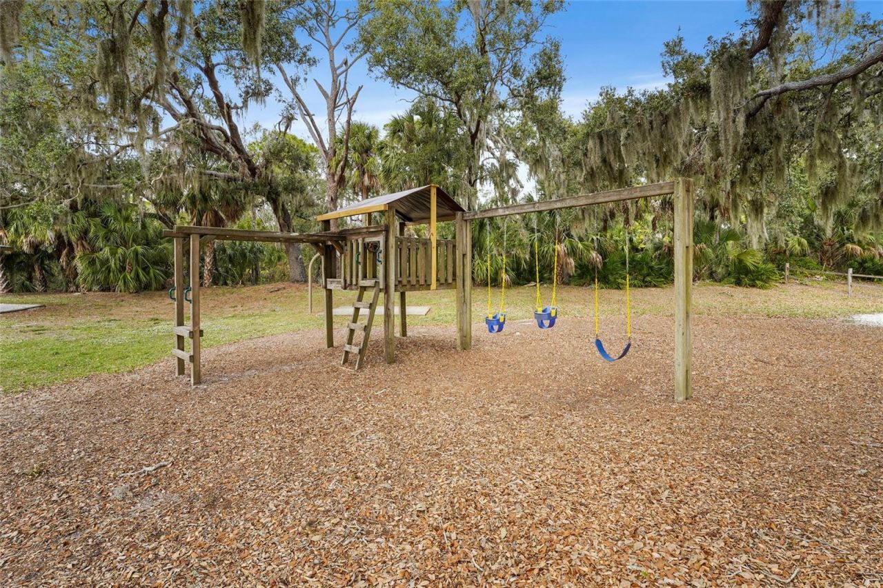 3032 Ringwood Meadow , Unit 17, Sarasota, FL 34235 Photo
