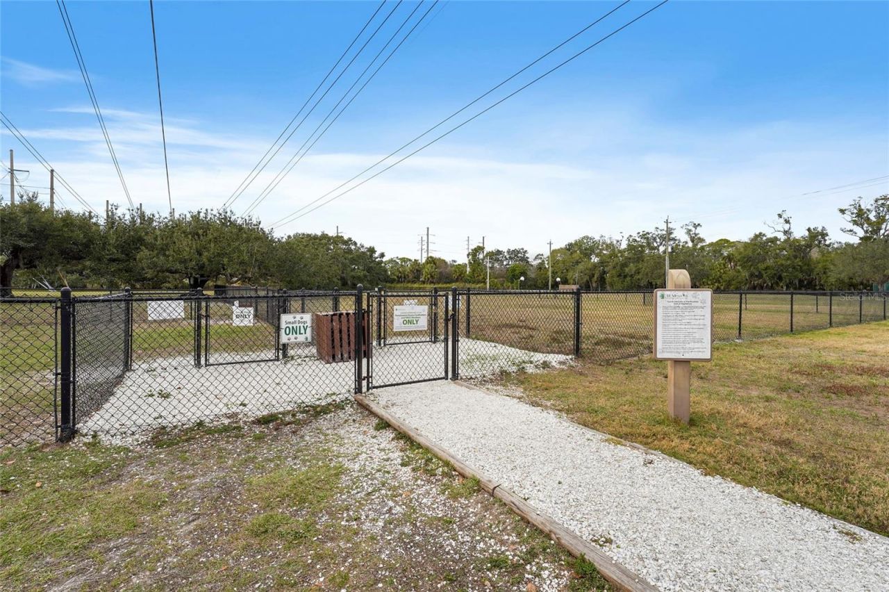 3032 Ringwood Meadow , Unit 17, Sarasota, FL 34235 Photo