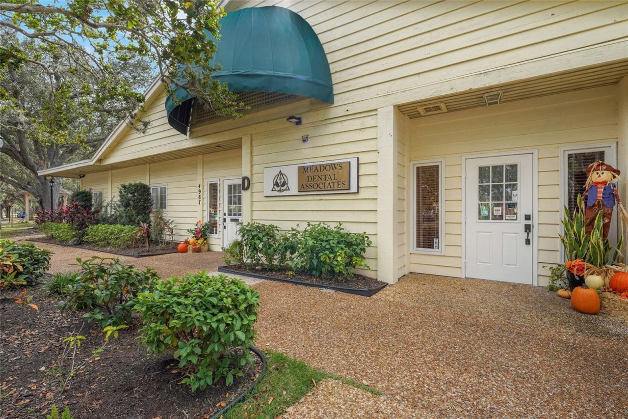 3032 Ringwood Meadow , Unit 17, Sarasota, FL 34235 Photo