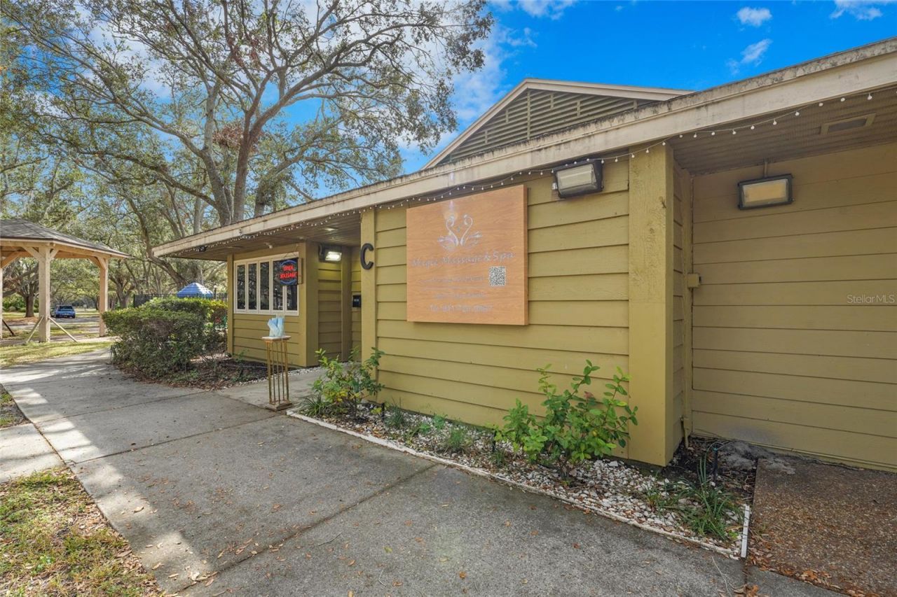 3032 Ringwood Meadow , Unit 17, Sarasota, FL 34235 Photo