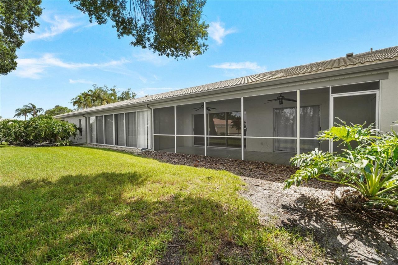 3032 Ringwood Meadow , Unit 17, Sarasota, FL 34235 Photo