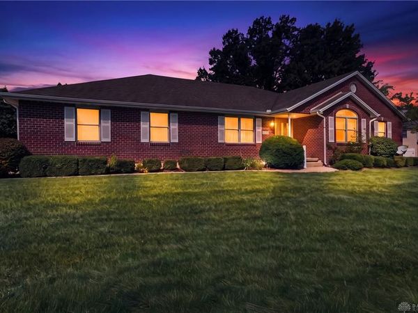 2444 Savanna Place, Sidney, OH 45365