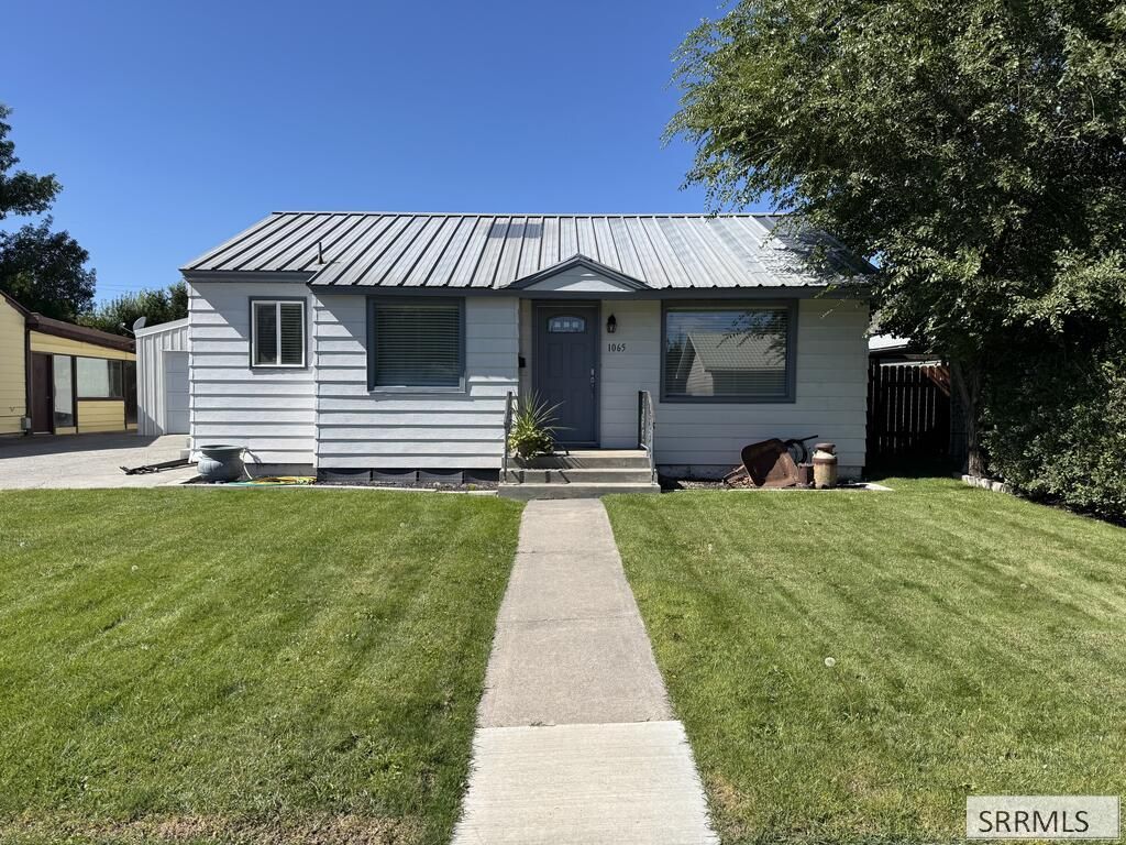 1065 Rose Avenue, Idaho Falls, ID 83402 Main Photo