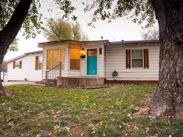 924 N Ash Street, Guthrie, OK 73044