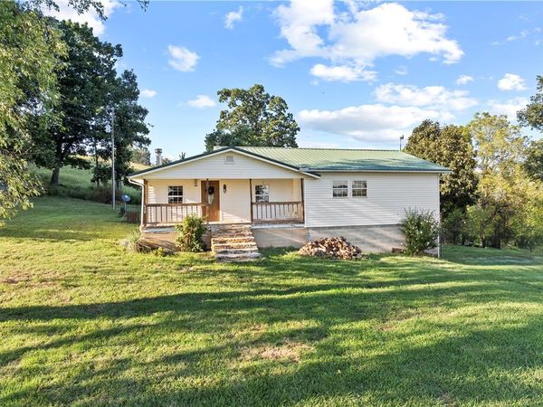 9127 NC 3700 , Marble Falls, AR 72648