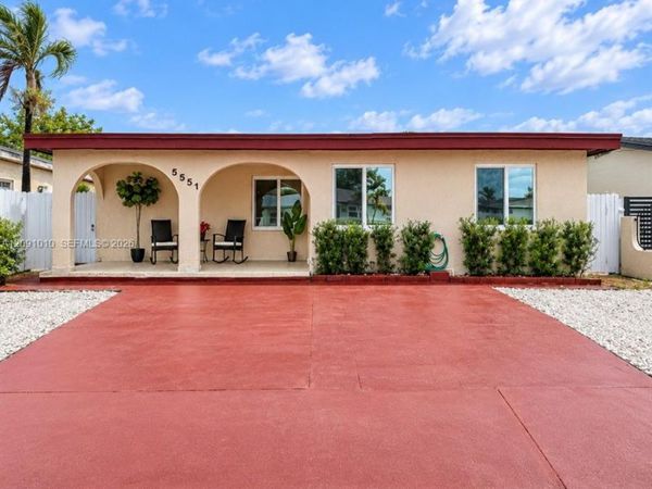 5551 E 4th Ave , Hialeah, FL 33013