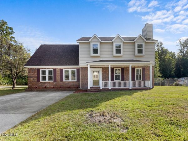 2644 Idlebrook Circle , Midway Park, NC 28544