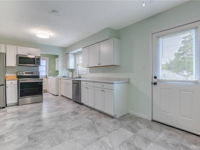 1647 Catskill Lane, Dayton, OH 45432 Photo 8