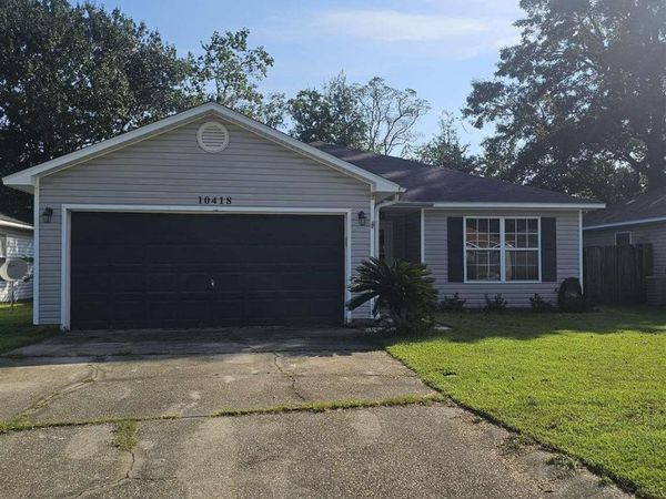 10418 Senegal Dr, Pensacola, FL 32534