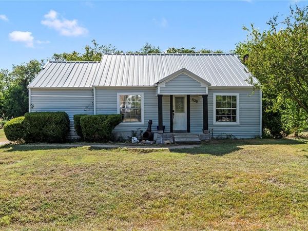 808 N Main Street, Kemp, TX 75143
