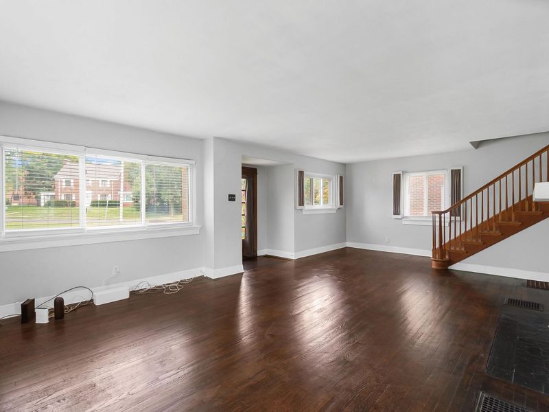 1318 Princeton Drive, Dayton, OH 45406 Photo 4