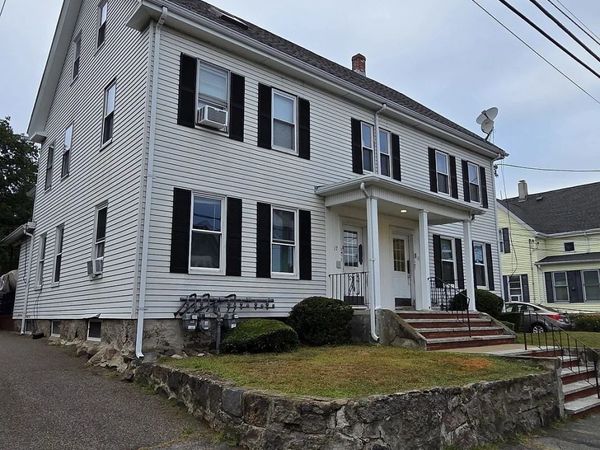 15 Albertina St, Unit 1L, Quincy, MA 02169