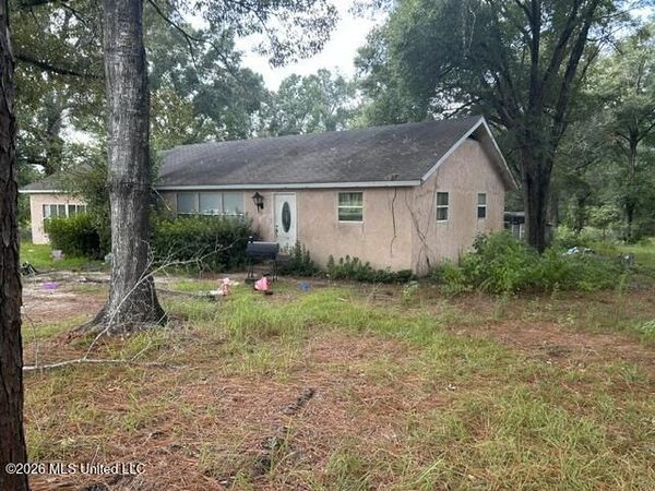 298 Twin Creek Road, Lucedale, MS 39452