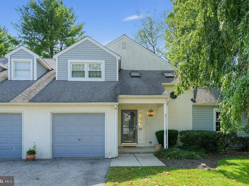 97 Hunters Run, Newtown Square, PA 19073 Main Photo