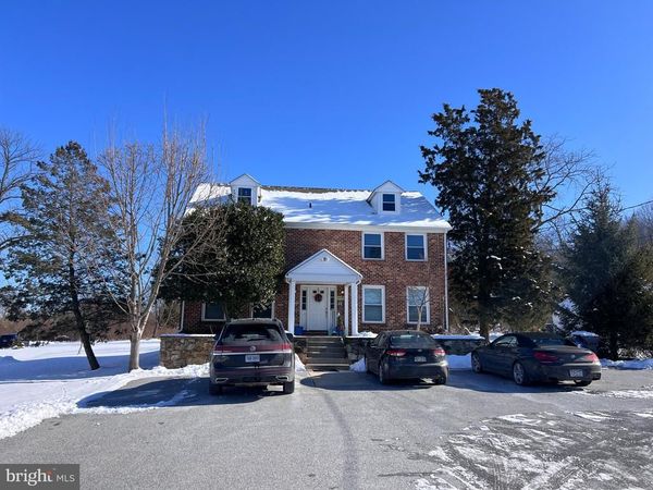 1020 N POTTSTOWN PIKE , CHESTER SPRINGS, PA 19425