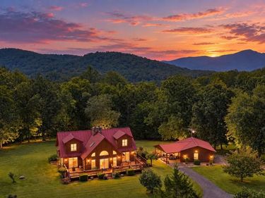 15 LA LUNE LANE, SPERRYVILLE, VA 22740