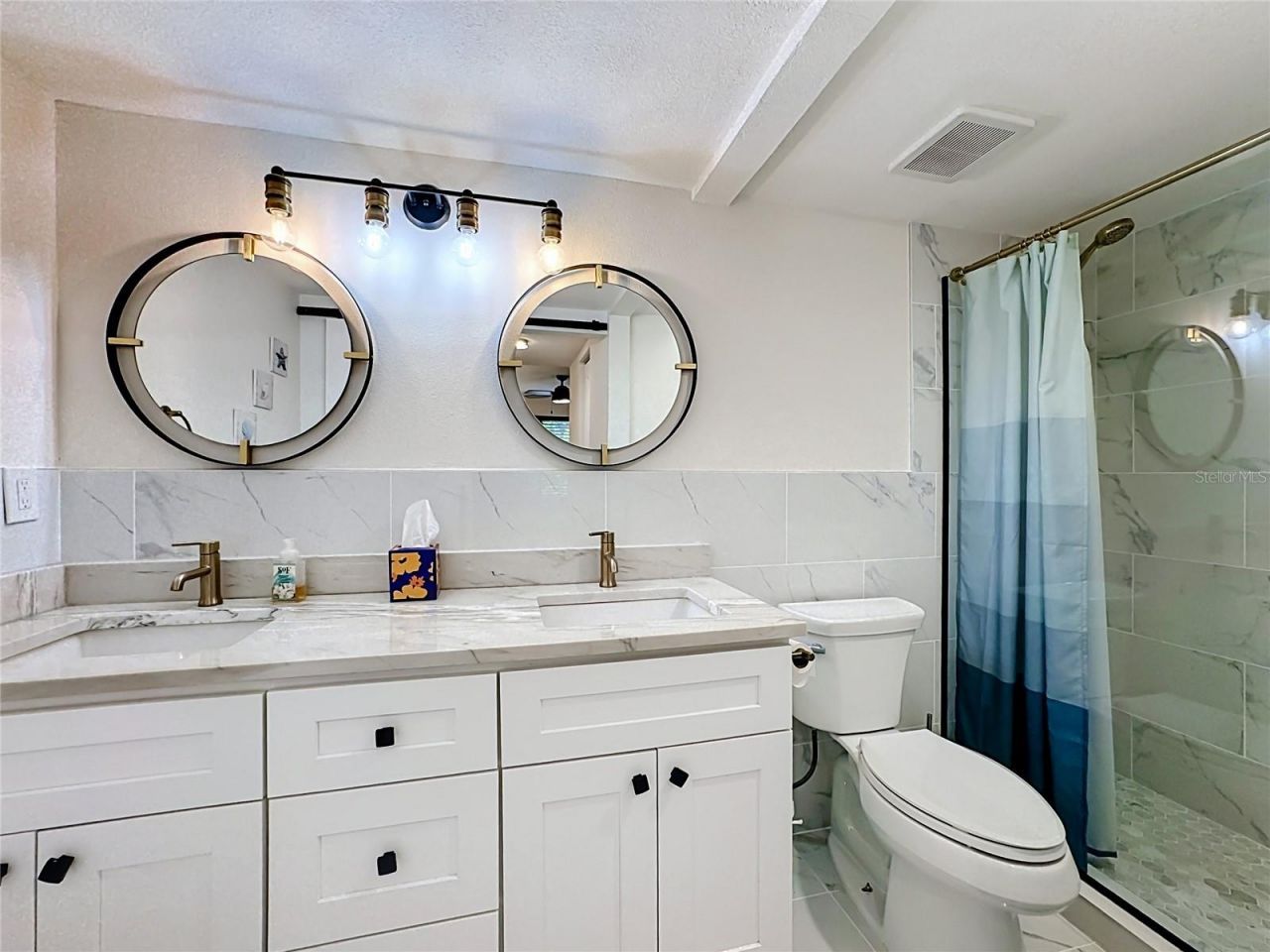 1711 Pelican Cove Road, Unit GL342, Sarasota, FL 34231 Photo