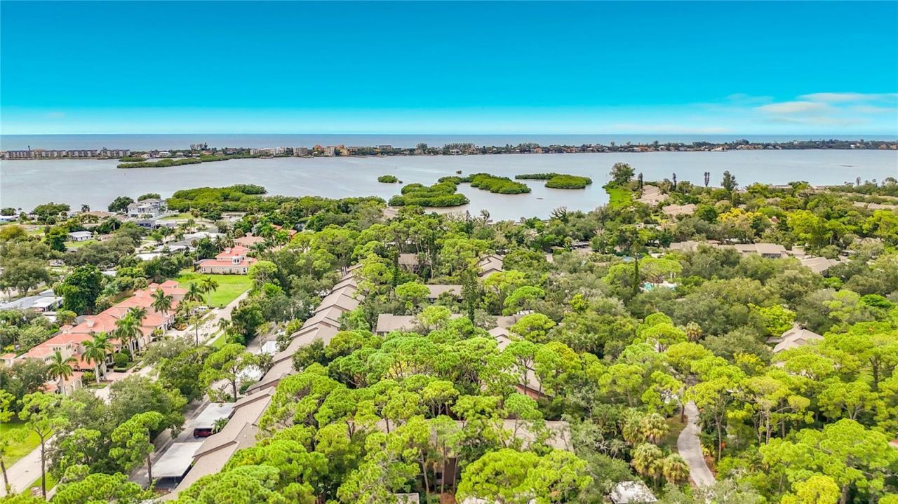 1711 Pelican Cove Road, Unit GL342, Sarasota, FL 34231 Photo