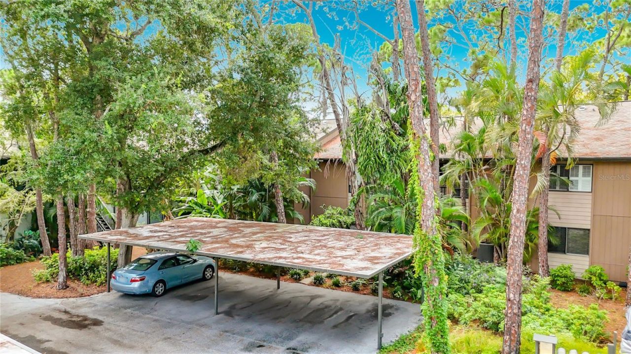 1711 Pelican Cove Road, Unit GL342, Sarasota, FL 34231 Photo