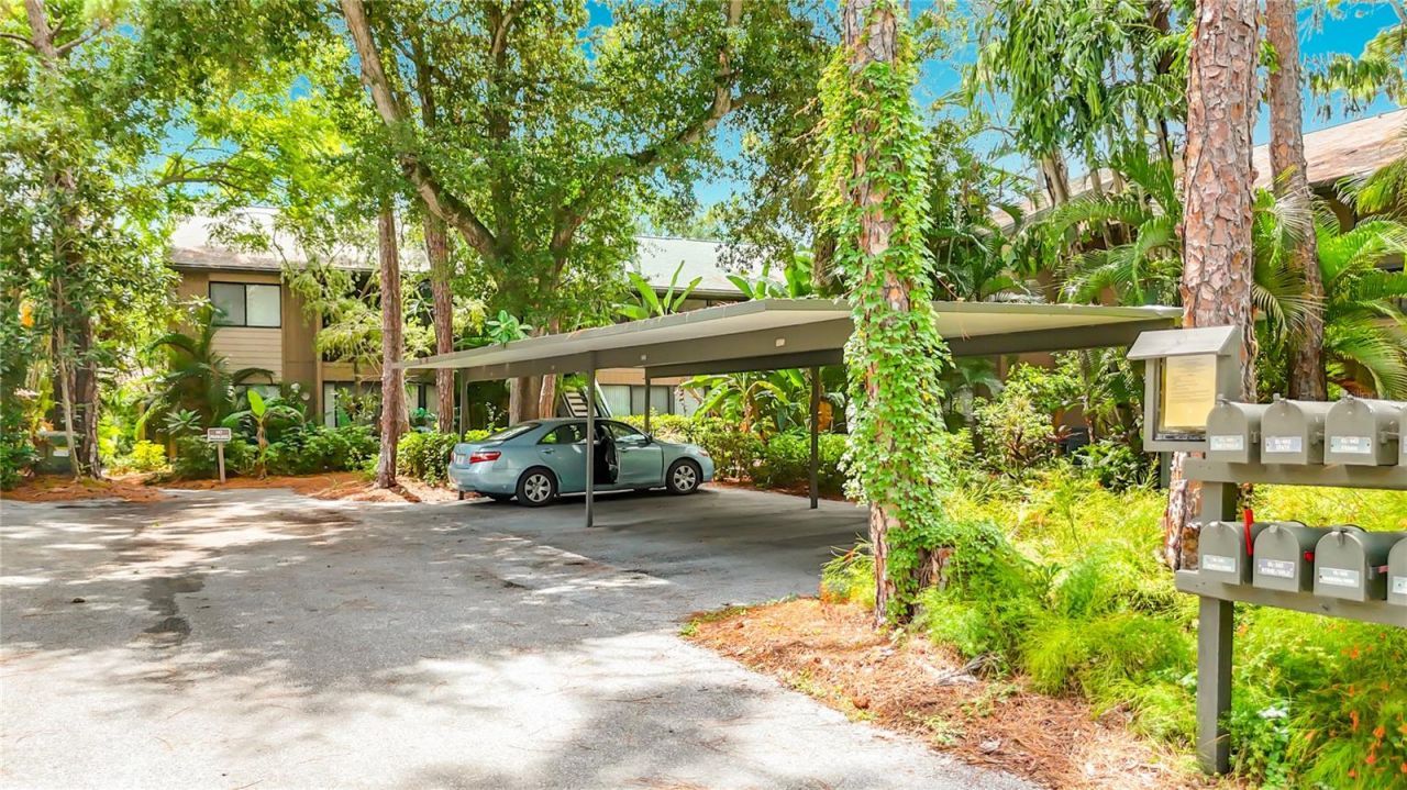 1711 Pelican Cove Road, Unit GL342, Sarasota, FL 34231 Photo
