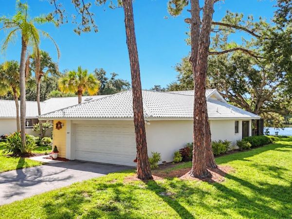 307 PEMBROKE LANE N, Unit 197, VENICE, FL 34293