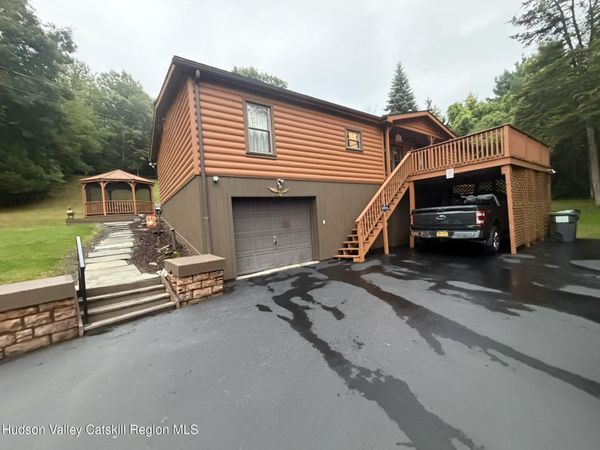 450 High Rock Road, West Coxsackie, NY 12192