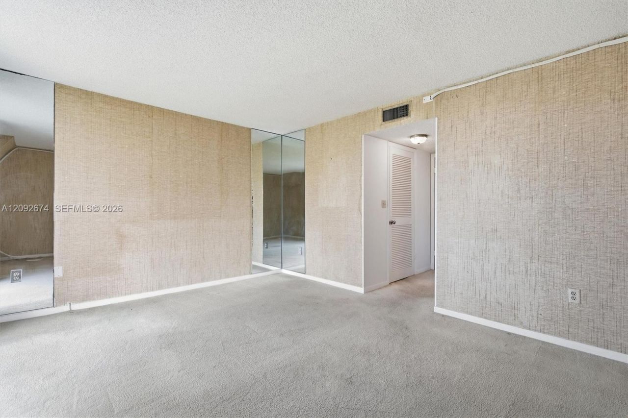 10000 W Bay Harbor Dr, Unit 501, Bay Harbor Islands, FL 33154 Photo