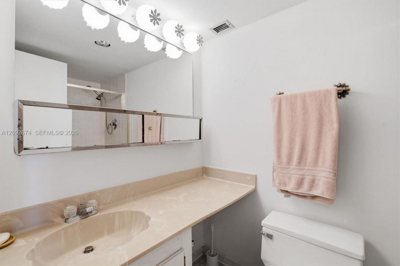 10000 W Bay Harbor Dr, Unit 501, Bay Harbor Islands, FL 33154 Photo