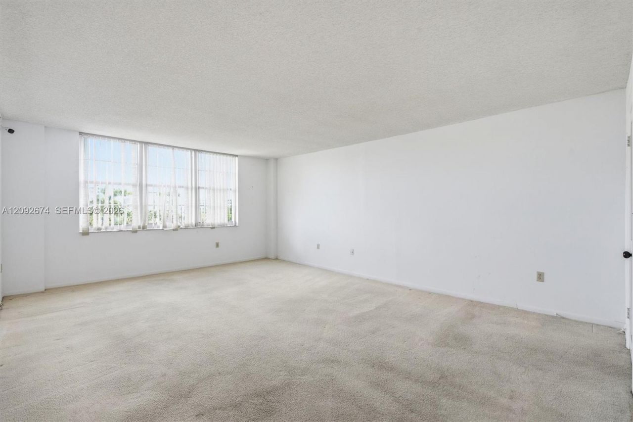10000 W Bay Harbor Dr, Unit 501, Bay Harbor Islands, FL 33154 Photo