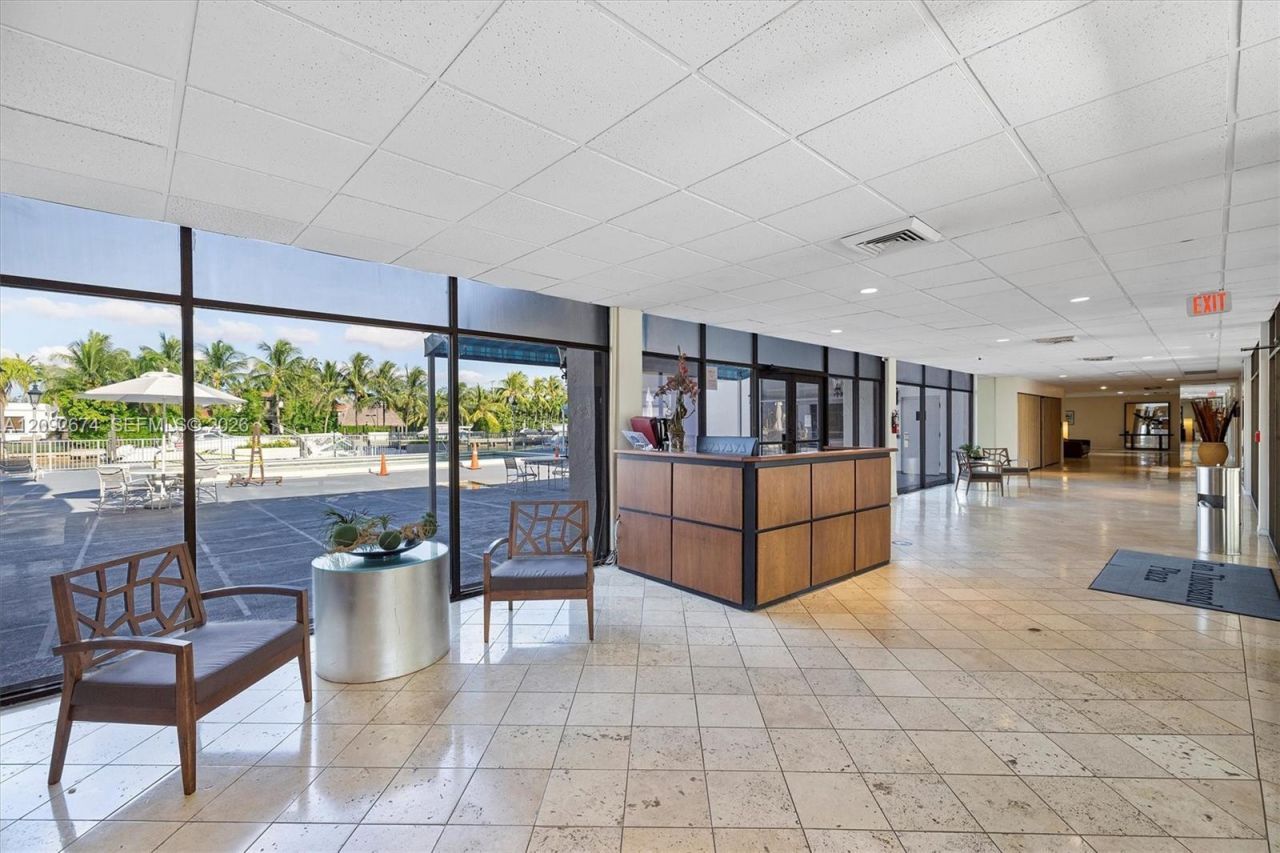 10000 W Bay Harbor Dr, Unit 501, Bay Harbor Islands, FL 33154 Photo