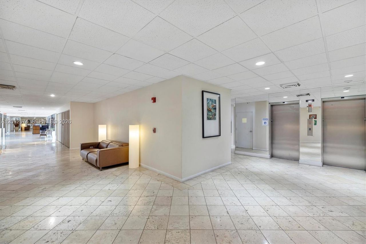 10000 W Bay Harbor Dr, Unit 501, Bay Harbor Islands, FL 33154 Photo