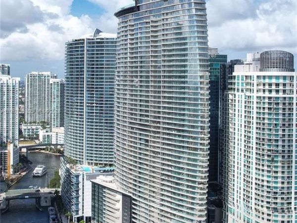 300 Biscayne Blvd Way , Unit 2809, Miami, FL 33131