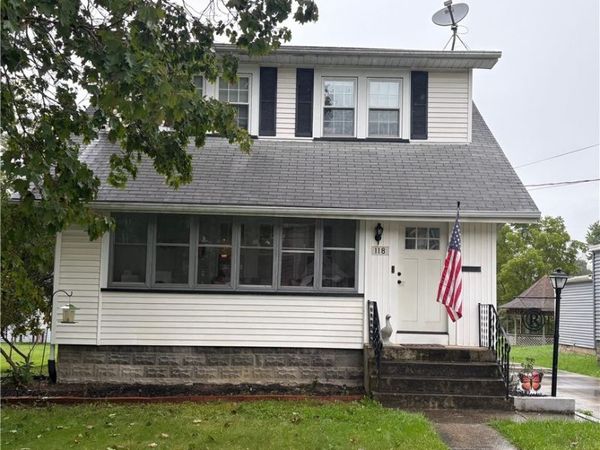 118 E Woodland Avenue , Columbiana, OH 44408