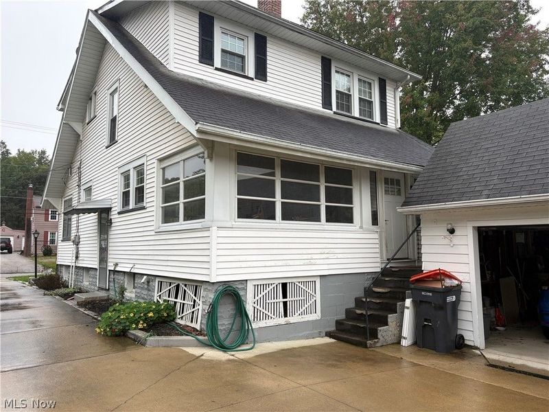 118 E Woodland Avenue, Columbiana, OH 44408 Photo 3