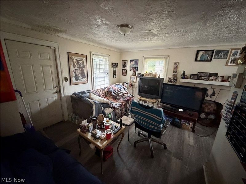 1152 E 147th Street, Cleveland, OH 44110 Photo 3
