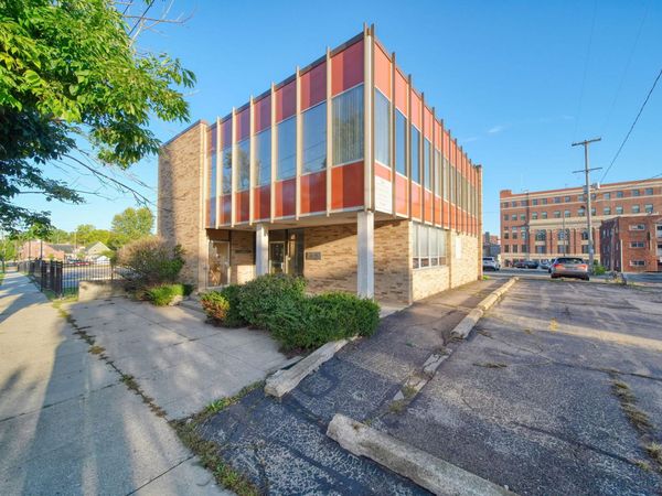 210 W Franklin Street, Jackson, MI 49201