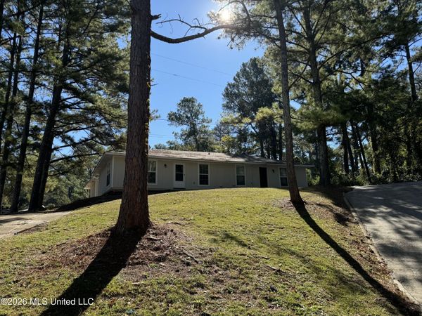 239-241 Lawrence Road, Jackson, MS 39206
