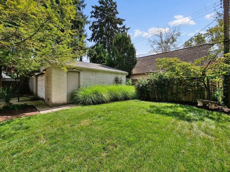 2463 Elm Avenue, Bexley, OH 43209 Photo 39