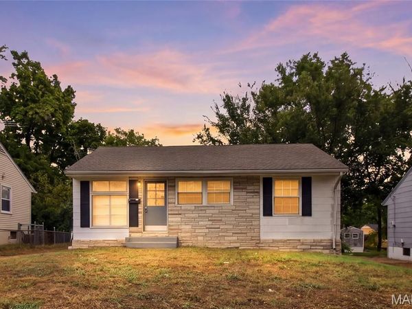 323 Crawford Road, Unincorporated, MO 63137