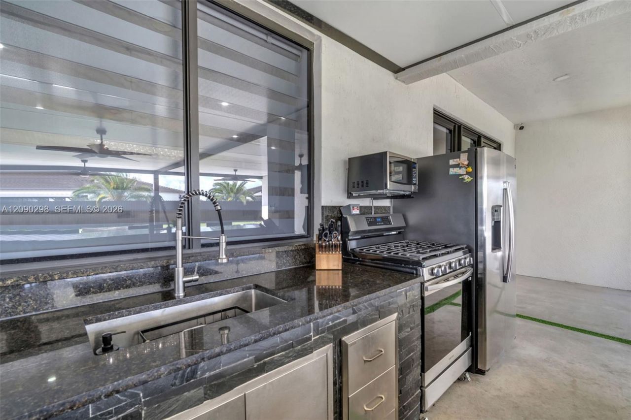 13334 SW 227 St , Miami, FL 33170 Photo