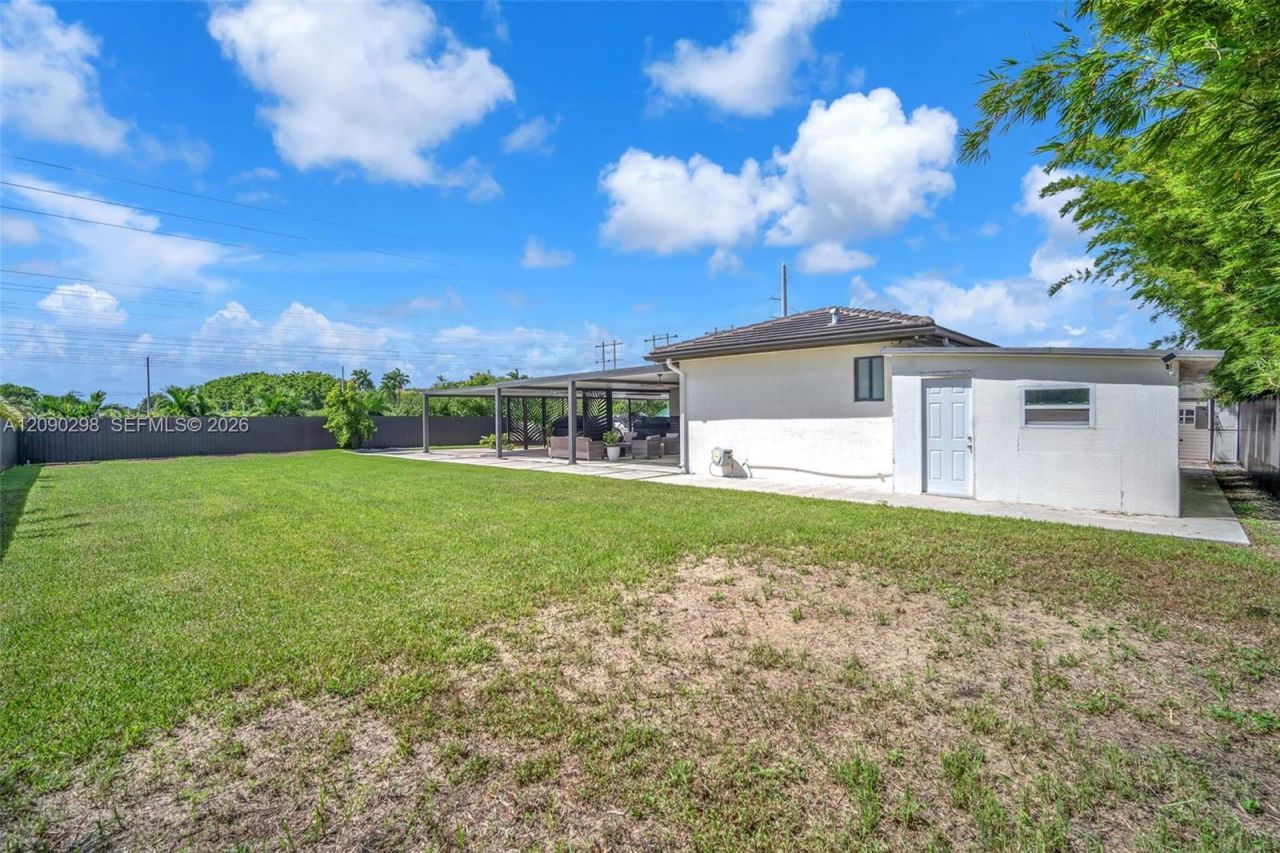 13334 SW 227 St , Miami, FL 33170 Photo
