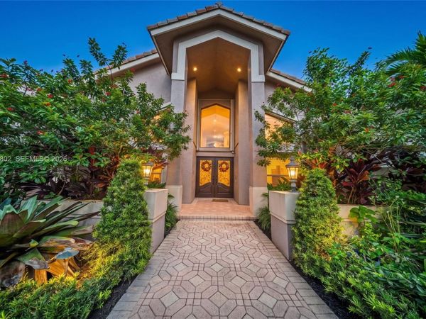 4961 NW 102nd Dr , Coral Springs, FL 33076