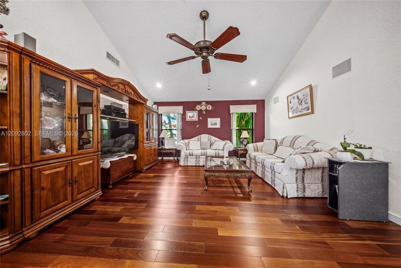 4961 NW 102nd Dr, Coral Springs, FL 33076 Photo
