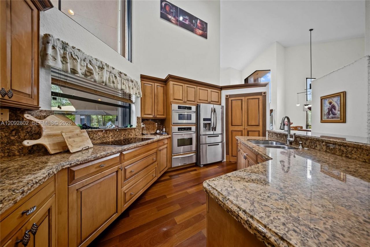 4961 NW 102nd Dr, Coral Springs, FL 33076 Photo
