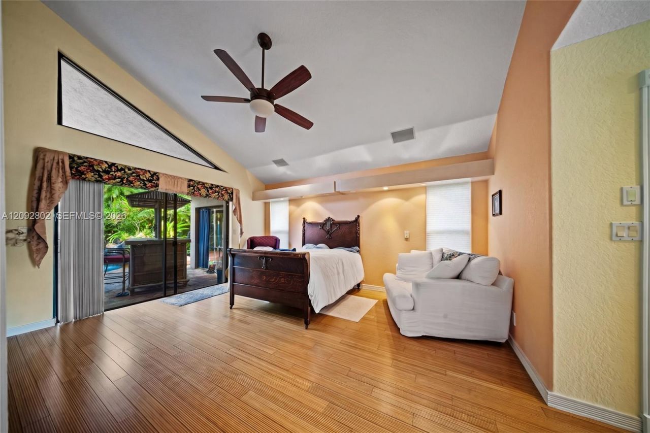 4961 NW 102nd Dr, Coral Springs, FL 33076 Photo