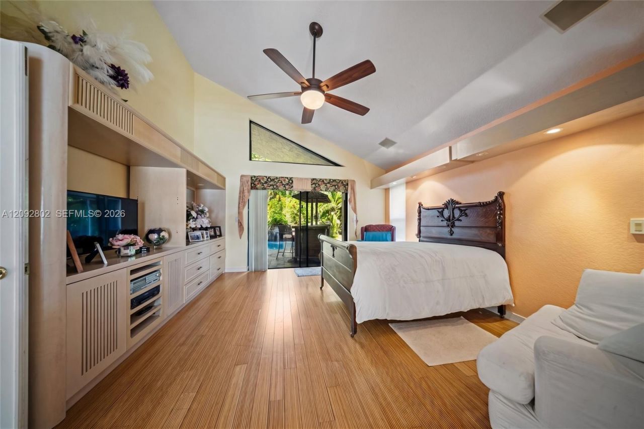 4961 NW 102nd Dr, Coral Springs, FL 33076 Photo