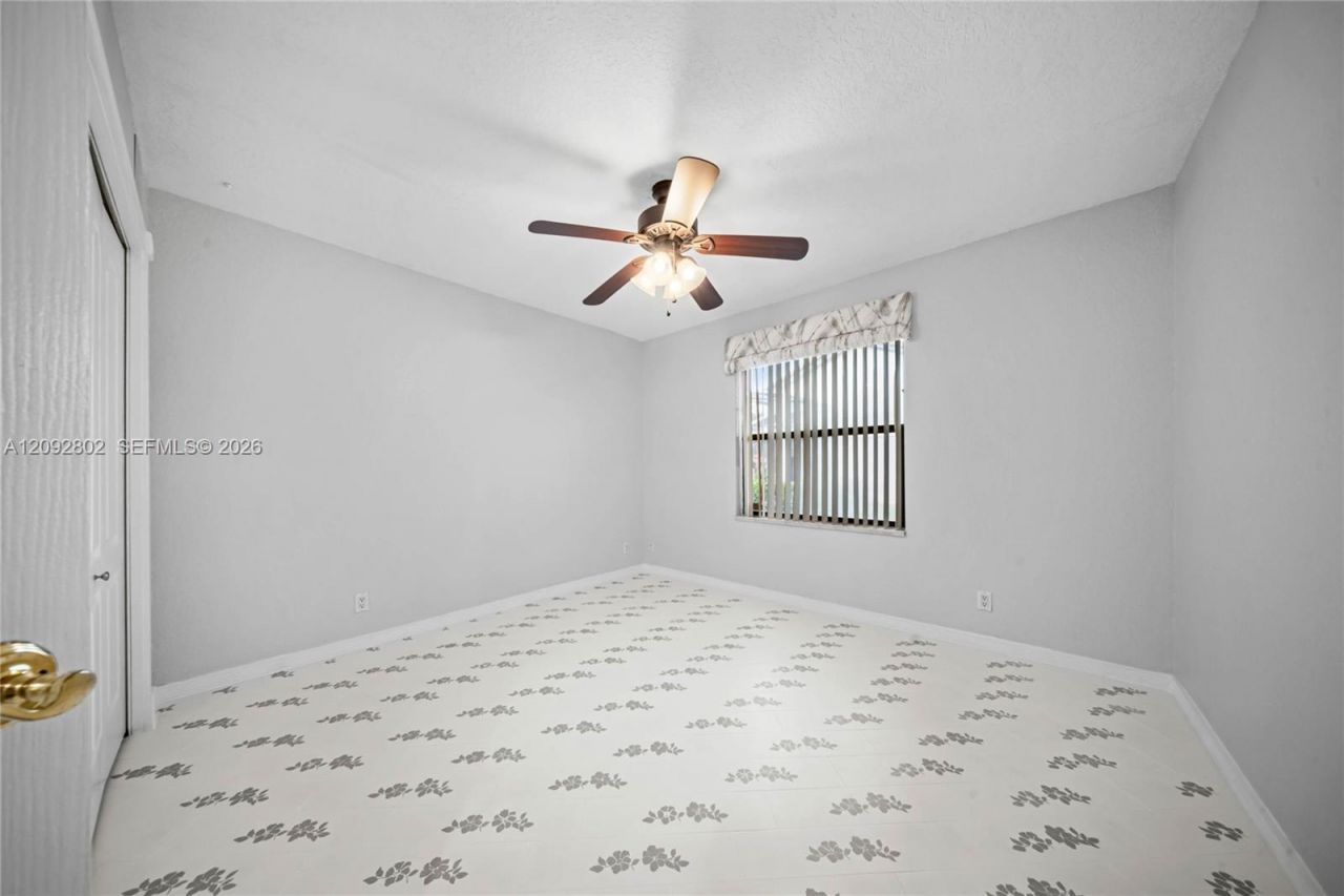 4961 NW 102nd Dr, Coral Springs, FL 33076 Photo