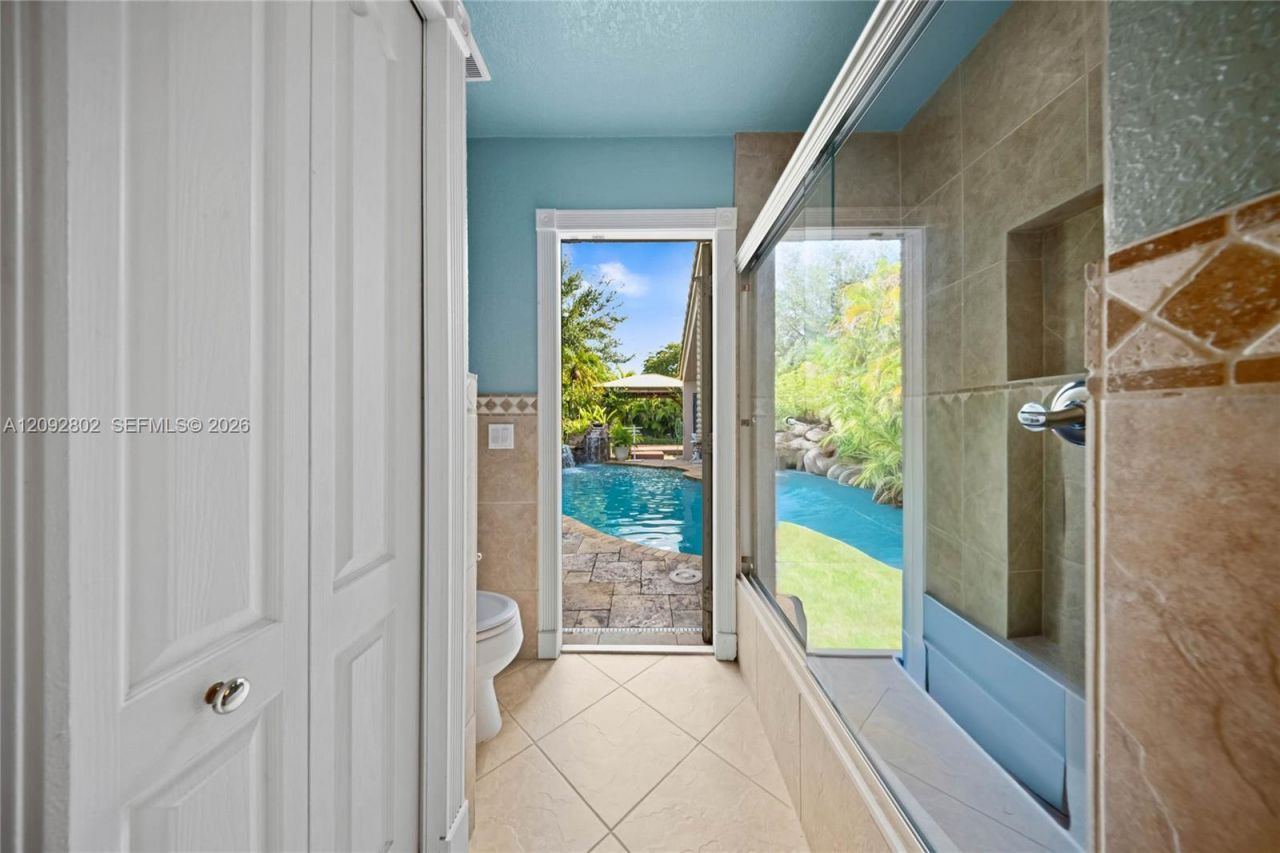 4961 NW 102nd Dr, Coral Springs, FL 33076 Photo